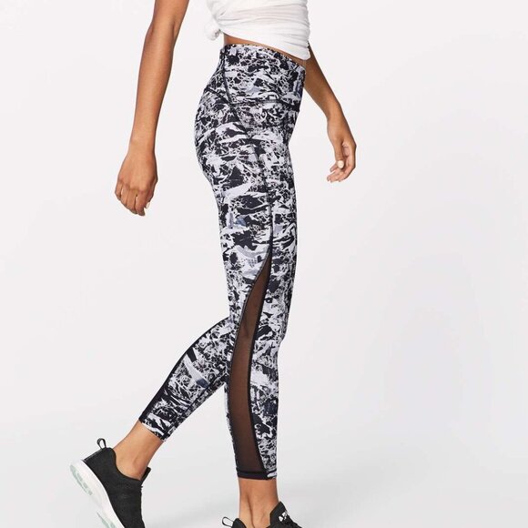 Lululemon Black Interlaced Starlight Train Times Leggings Size 10 26611 - Picture 13 of 15